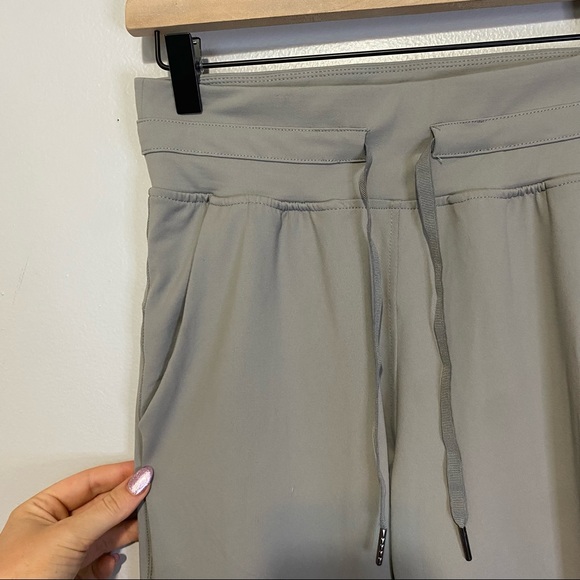 Zyia Ascend Pull On Joggers Womens Size Medium Gray Athletic Pockets - Picture 3 of 8